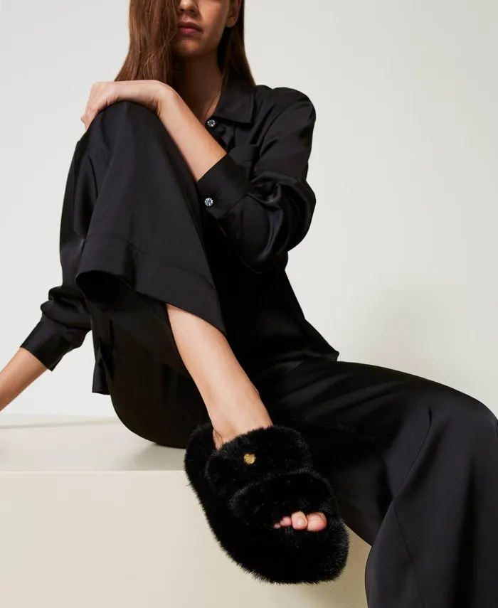 Twinset Faux Fur Slides Black Women Flat Shoes Twinset Faux Fur Slides Black Women Flat Shoes