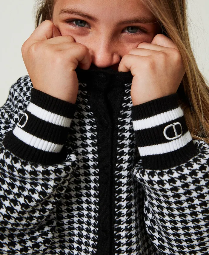 Twinset Jacquard Knit Jacket With Houndstooth Pattern Bicolour Off White Black Girl Jackets And Outerwear Twinset Jacquard Knit Jacket With Houndstooth Pattern Bicolour Off White Black Girl Jackets And Outerwear