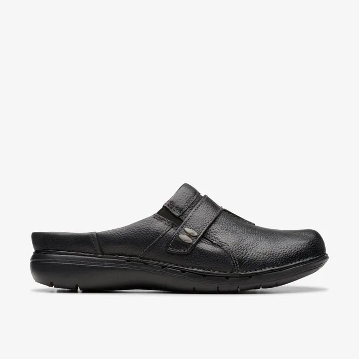 Un Loop Ease Black Leather Women Clarks Clogs and Mules