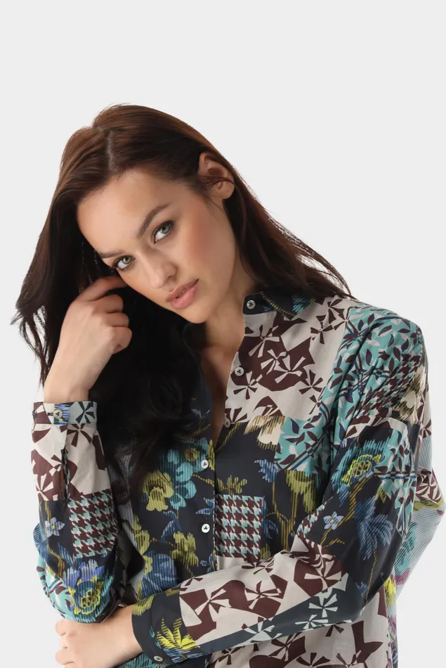 Van Laack Festive Blouses Women Patchwork Printed Shirt With Side Slits Van Laack Festive Blouses Women Patchwork Printed Shirt With Side Slits