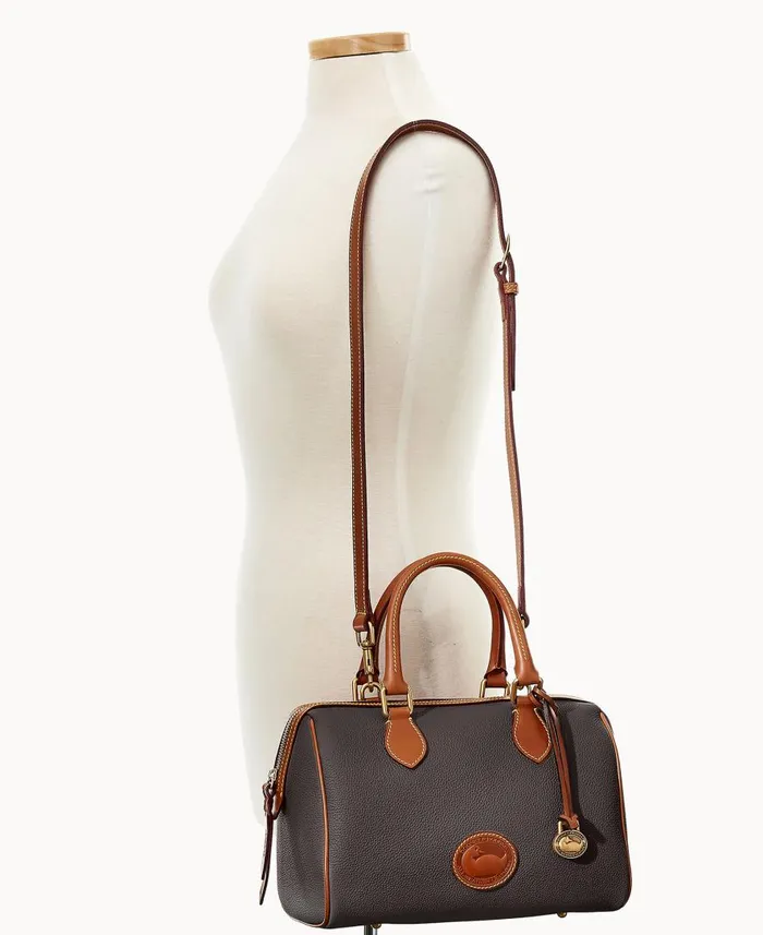Woman All Weather Leather 30 Barrel Satchel 28 Black Dooney and Bourke Satchels