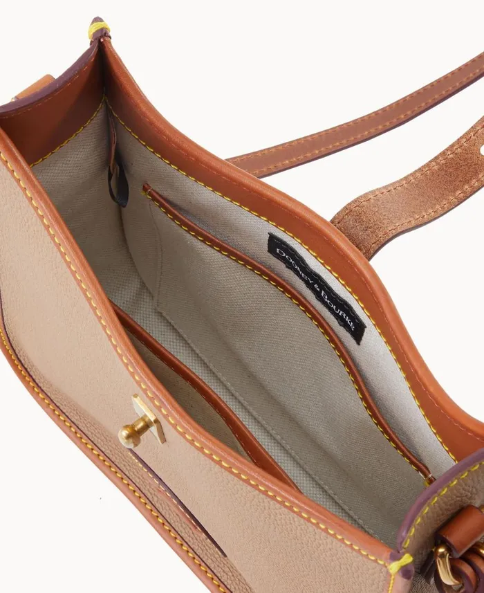 Woman All Weather Leather 30 Crossbody 22 Taupe Dooney and Bourke Crossbodies Woman All Weather Leather 30 Crossbody 22 Taupe Dooney and Bourke Crossbodies