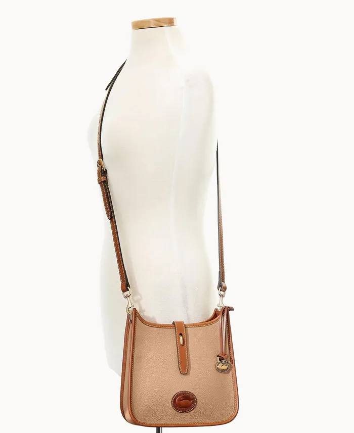Woman All Weather Leather 30 Crossbody 22 Taupe Dooney and Bourke Crossbodies Woman All Weather Leather 30 Crossbody 22 Taupe Dooney and Bourke Crossbodies
