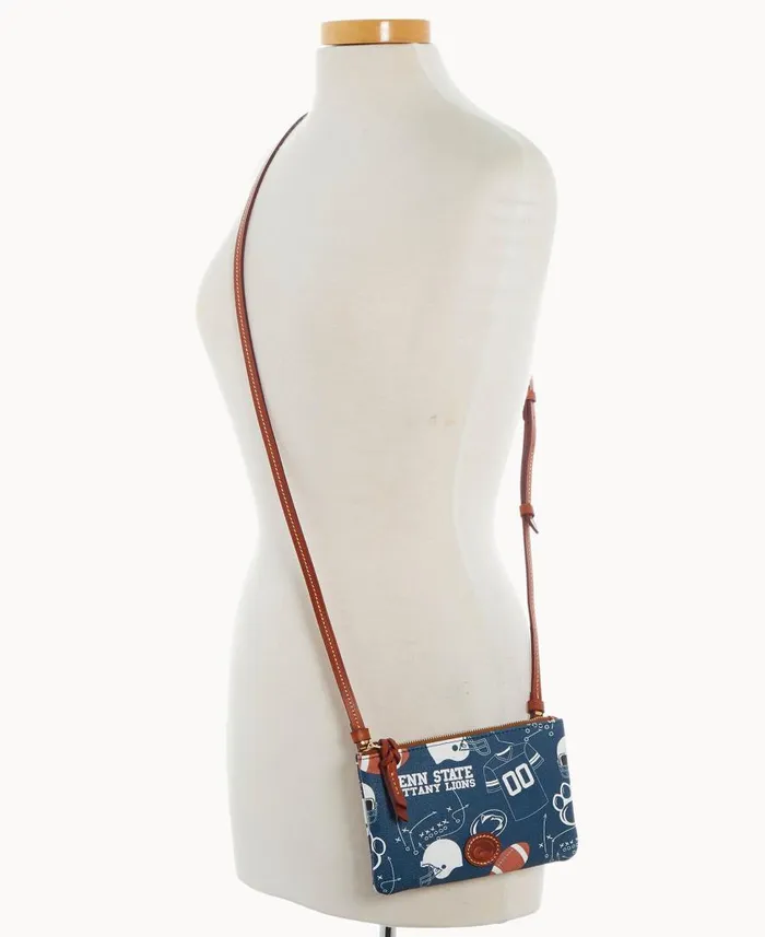 Woman Collegiate Penn State Top Zip Crossbody Penn State Dooney and Bourke Crossbodies Woman Collegiate Penn State Top Zip Crossbody Penn State Dooney and Bourke Crossbodies
