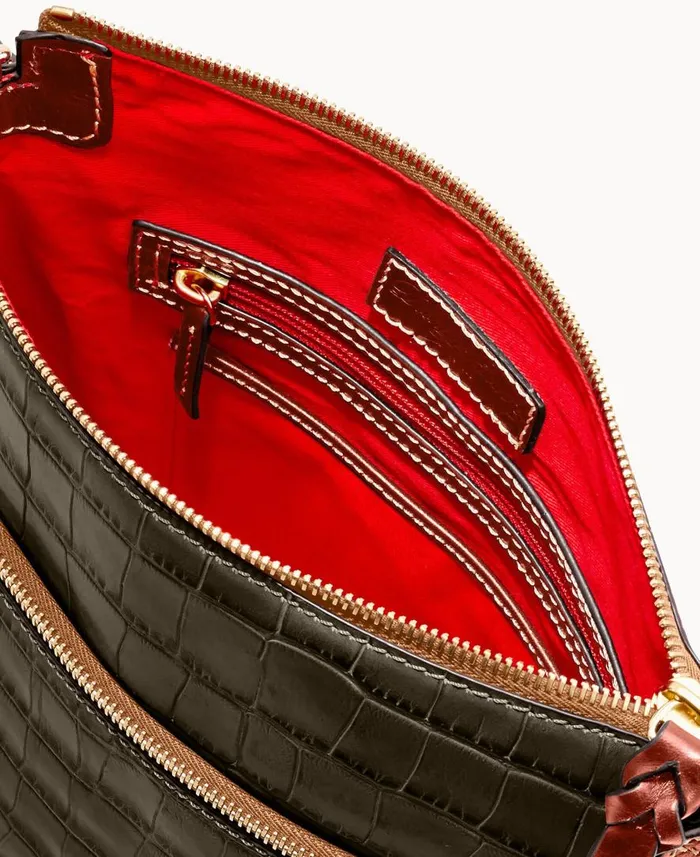 Woman Oakdale Crossbody Black Dooney and Bourke Crossbodies Woman Oakdale Crossbody Black Dooney and Bourke Crossbodies