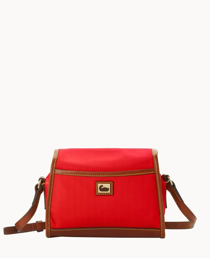 Woman Wayfarer Flap Crossbody Red Dooney and Bourke Crossbodies Woman Wayfarer Flap Crossbody Red Dooney and Bourke Crossbodies