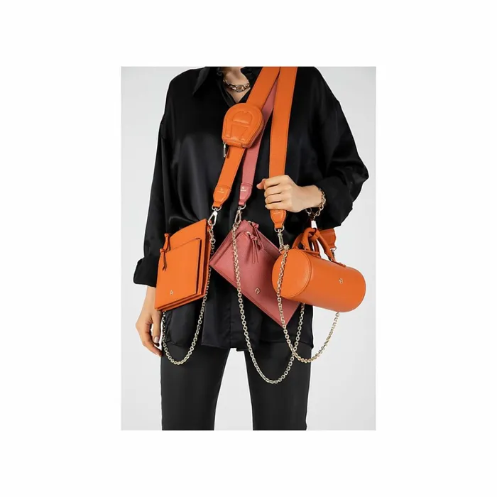 Women Aigner Bags Isa Shoulder Bag S Women Aigner Bags Isa Shoulder Bag S