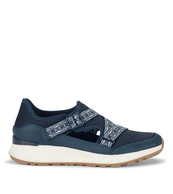 Women Bianna Slip On Sneaker Navy Blue Baretraps Sneakers