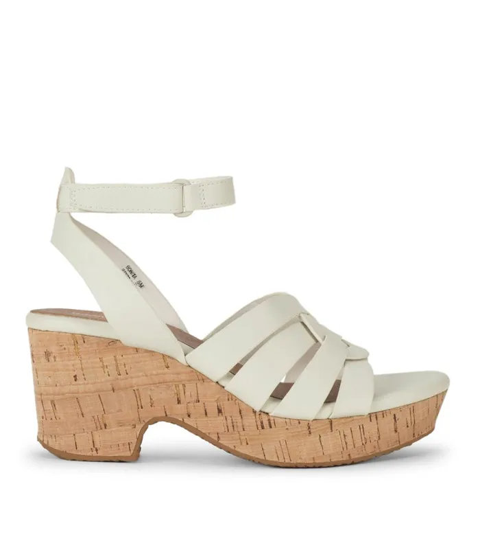 Women Bonita Wedge Sandal Cream Baretraps Wedge Sandals