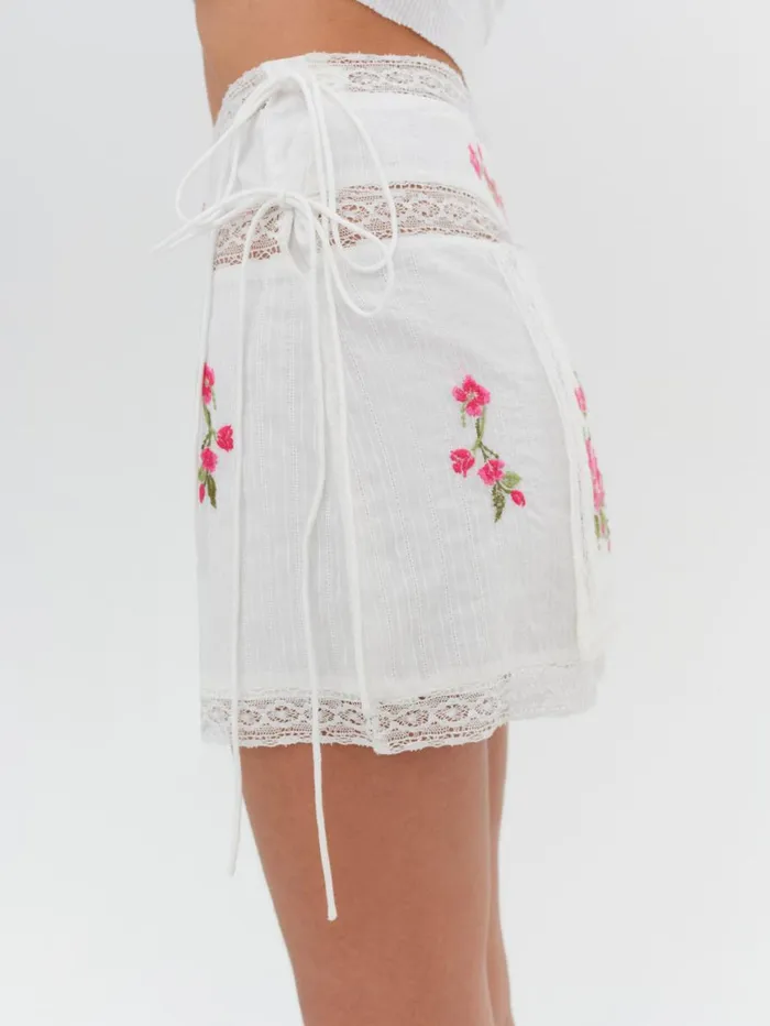 Women Bottoms For Love and Lemons Jolene Embroidered Mini Skirt White Women Bottoms For Love and Lemons Jolene Embroidered Mini Skirt White