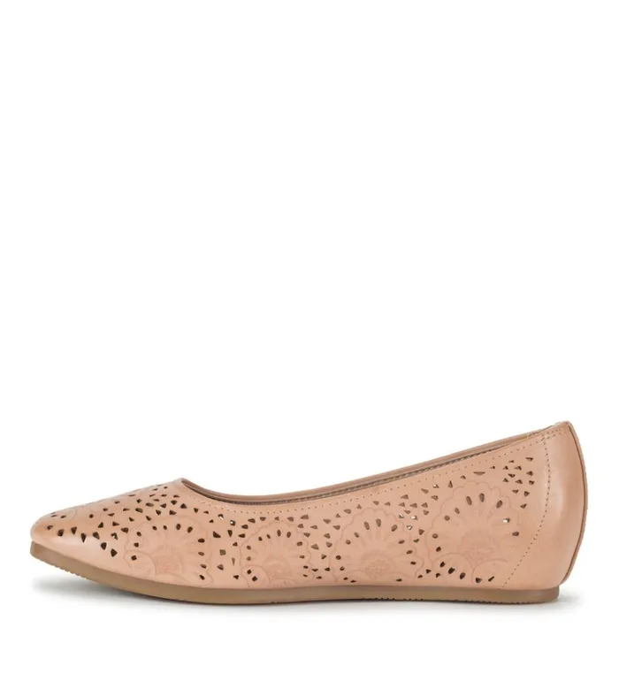 Women Chika Casual Flat Rouge Baretraps Flats and Loafers