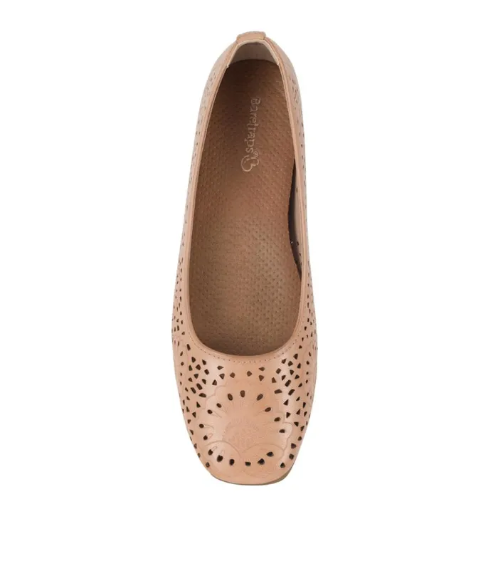 Women Chika Casual Flat Rouge Baretraps Flats and Loafers