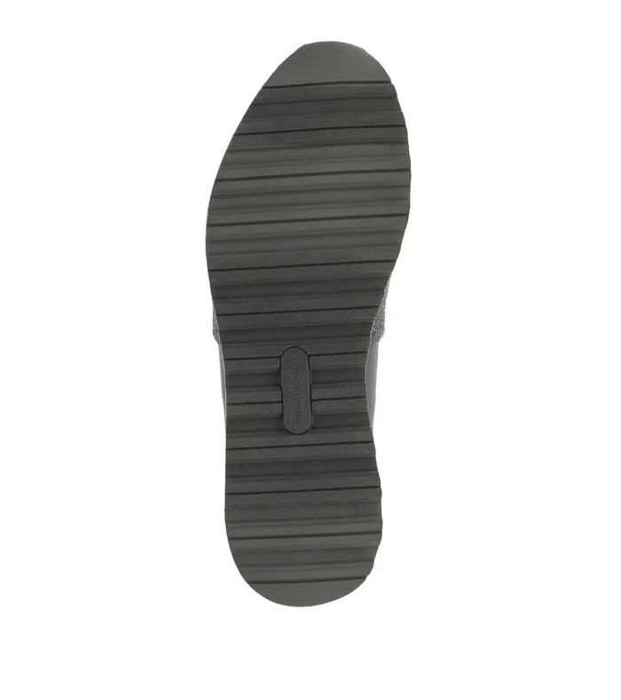 Women Gennie Slip On Dark Grey Baretraps Sneakers