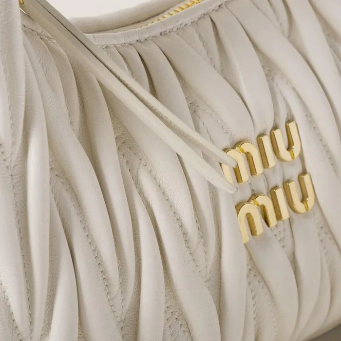 Women Hobo Bags Miu Miu Wander Matelass Nappa Leather Hobo Bag White Women Hobo Bags Miu Miu Wander Matelass Nappa Leather Hobo Bag White