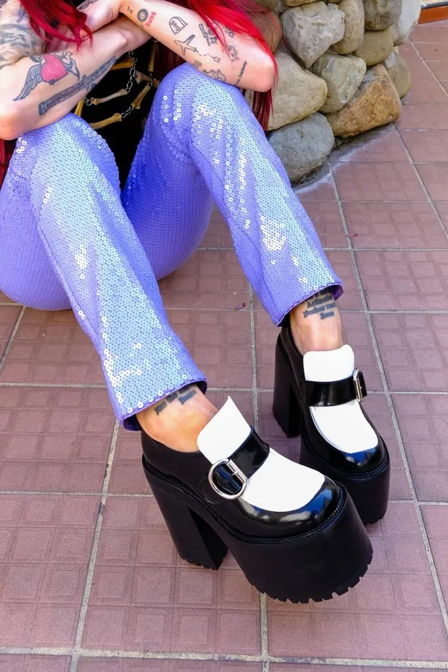 Women Jeffrey Campbell Closed Toe Offset