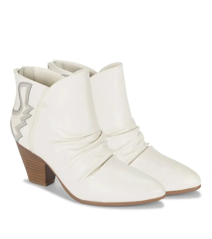 Women Leanna Bootie Cream Baretraps Booties