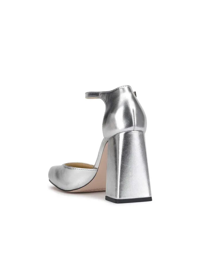 Women Lollah Block Heel Pump In Silver Jessica Simpson Pumps