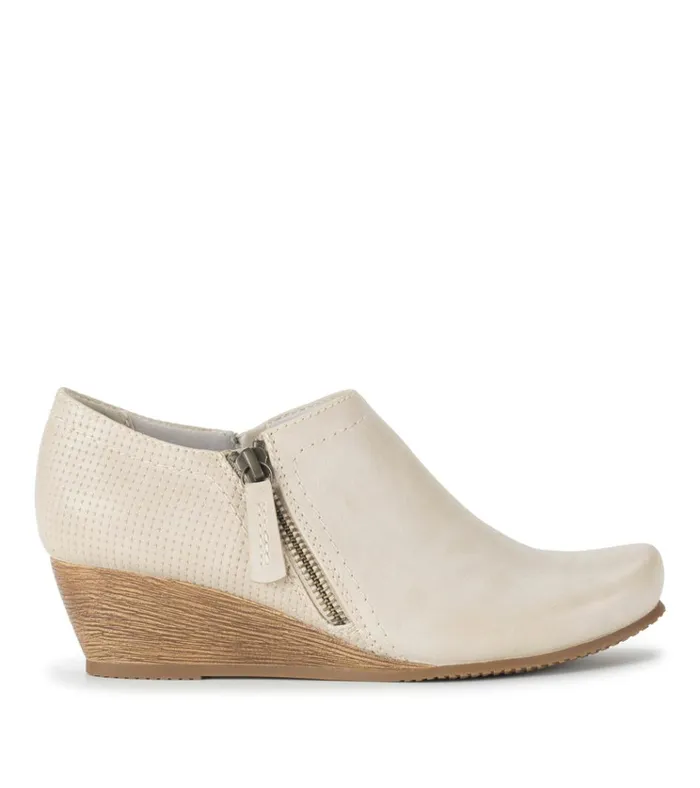 Women Louise Wedge Ankle Bootie Milkyway Baretraps Booties