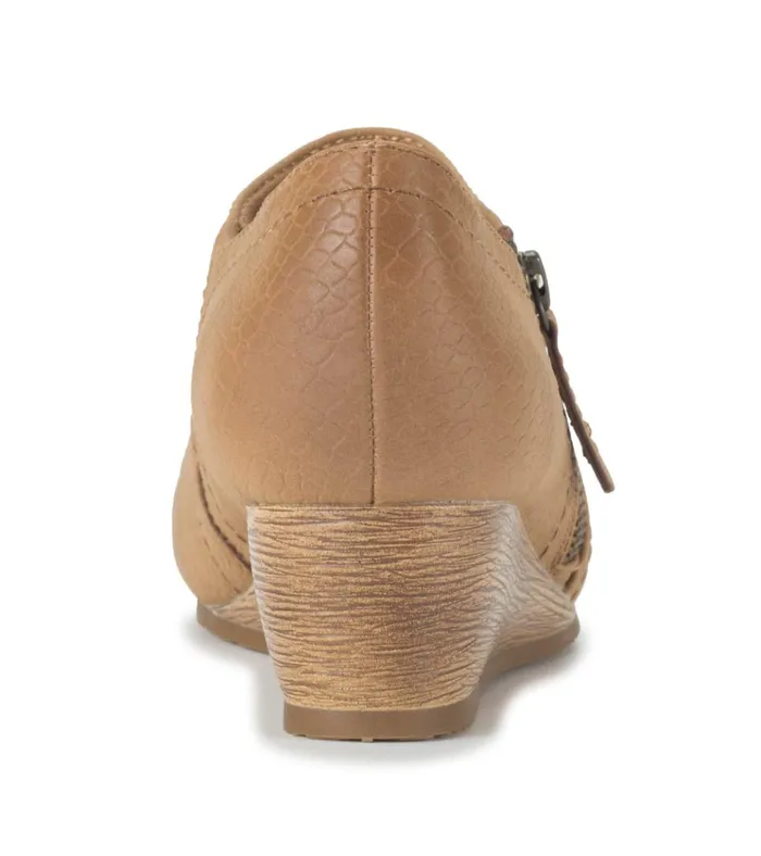 Women Louise Wedge Ankle Bootie Sandstone Baretraps Booties