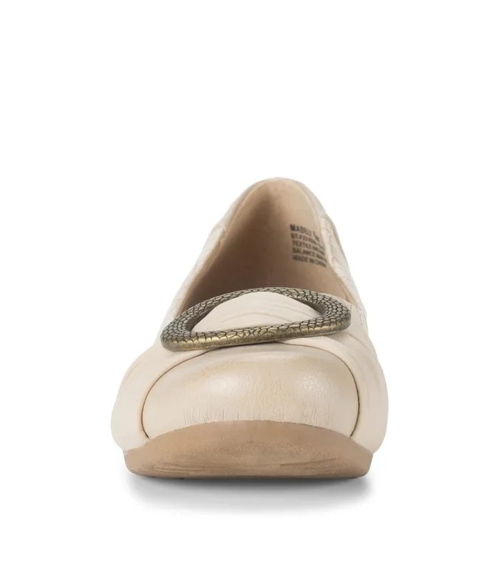 Women Mabely Flat Milkyway Baretraps Flats and Loafers