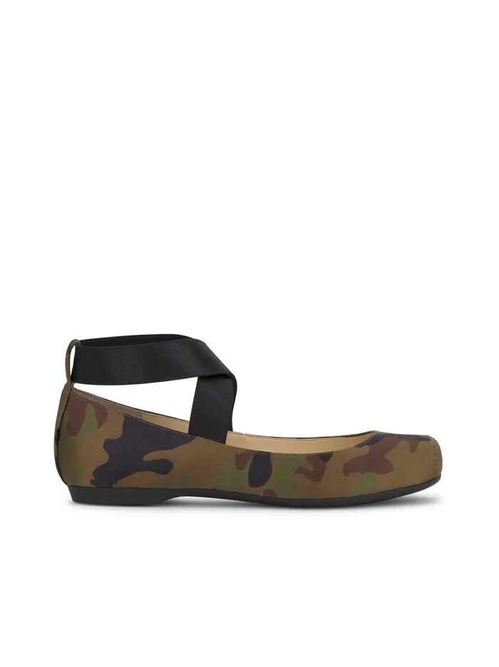 Women Mandalaye Ballet Flat In Forest Camo Jessica Simpson Flats