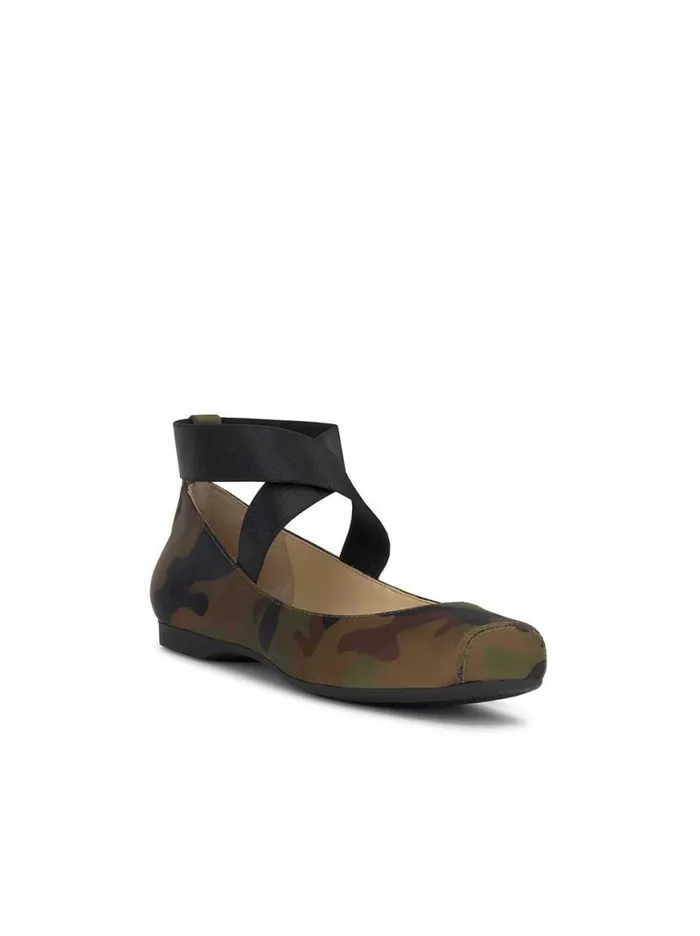 Women Mandalaye Ballet Flat In Forest Camo Jessica Simpson Flats