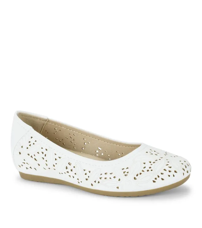 Women Mariah Casual Flat White Baretraps Flats and Loafers