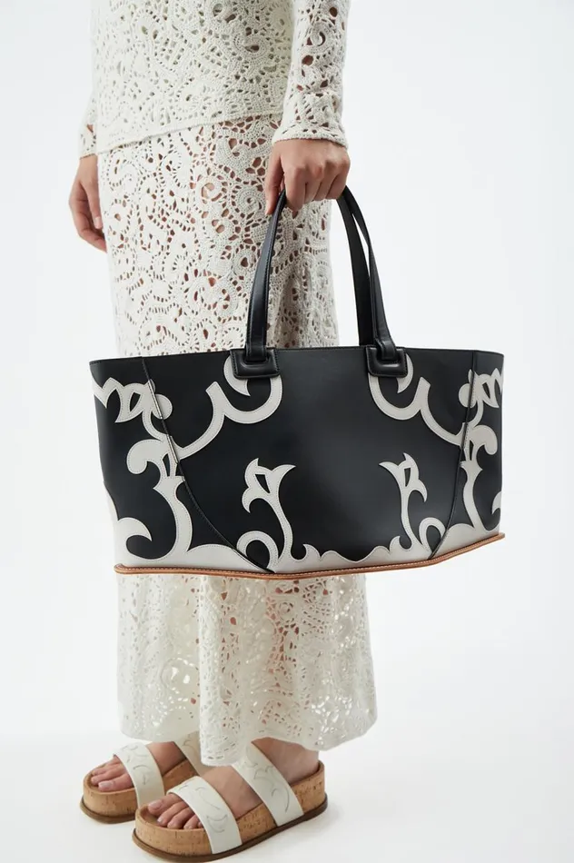 WomenMen Totes Gabriela Hearst Coyote Tote Bag In Black and Ivory Leather