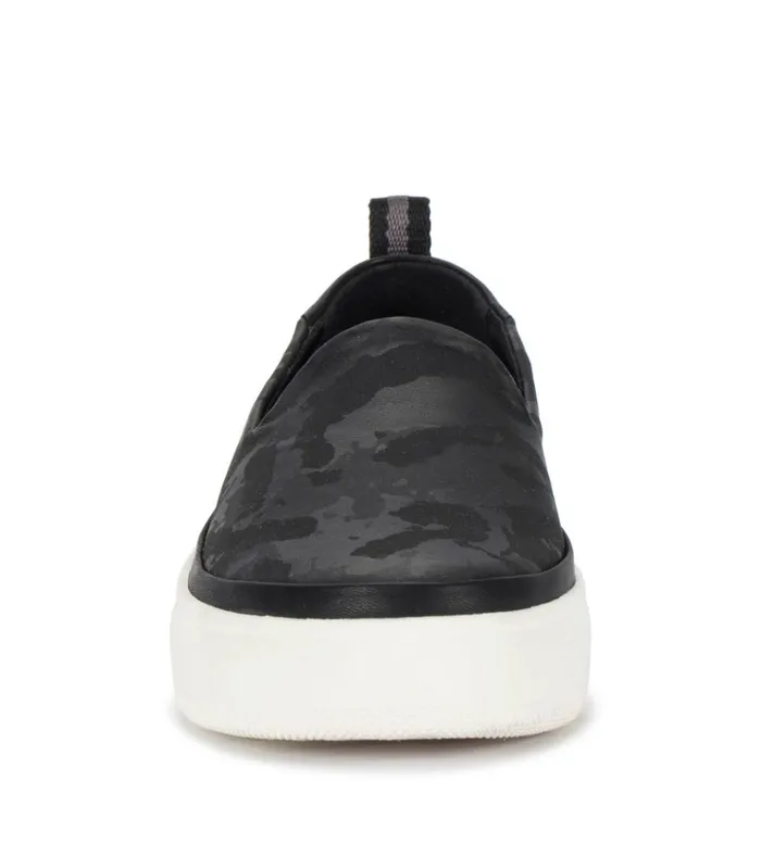 Women Nevin Slip On Sneaker Black Camo Baretraps Flats and Loafers