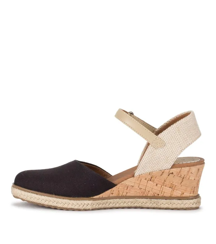 Women Ocean Closed Toe Wedge Sandal Black Canvas Baretraps Wedge Sandals