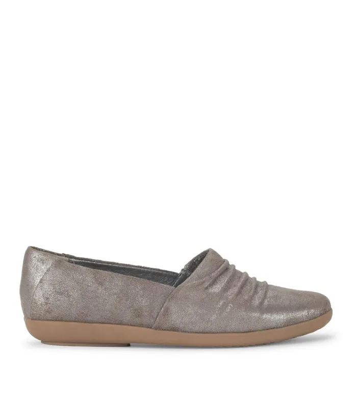 Women Piper Slip On Gunmetal Baretraps Flats and Loafers