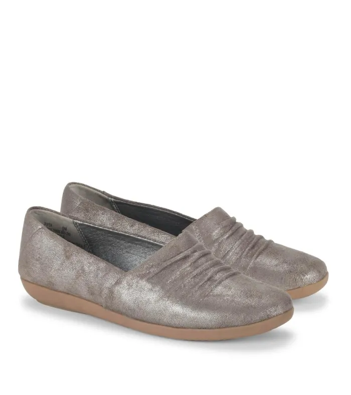 Women Piper Slip On Gunmetal Baretraps Flats and Loafers