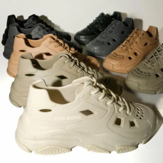 Women POSSESSIVE CLAY Tan Steve Madden Sneakers Women POSSESSIVE CLAY Tan Steve Madden Sneakers