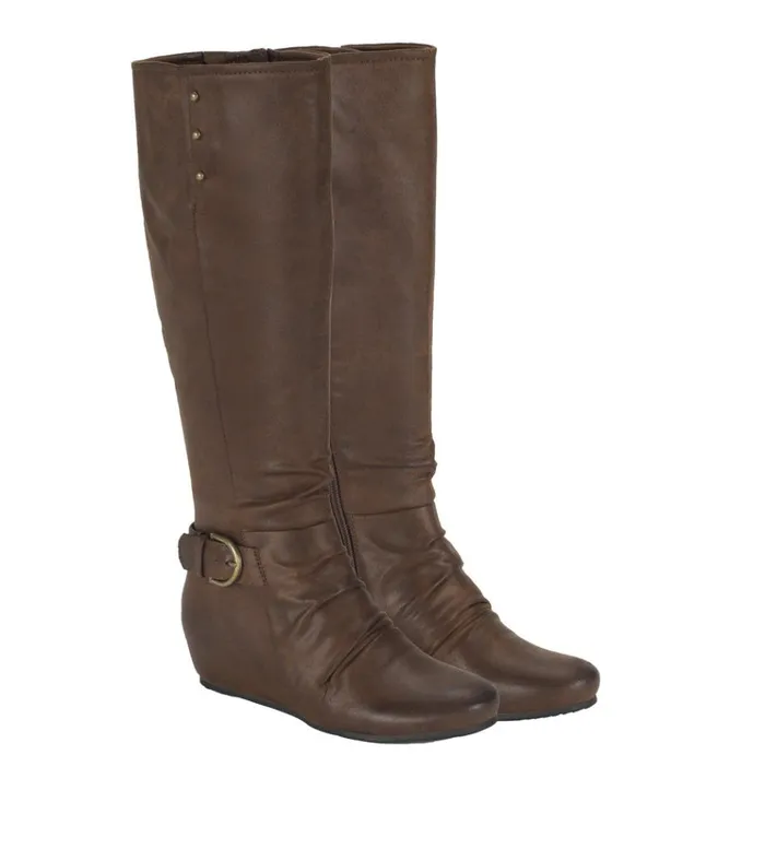 Women Scarlett Tall Boot Brush Brown Baretraps Knee High Boots