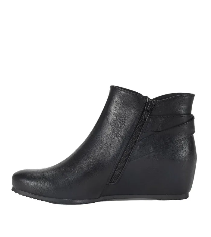 Women Serena Wedge Bootie Black Baretraps Booties