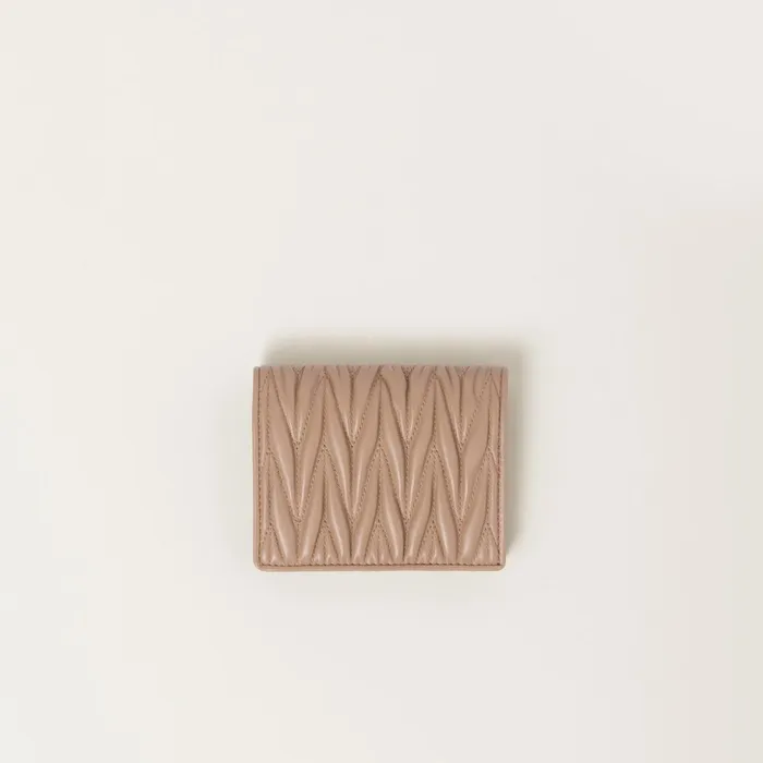 Women Small Wallets Miu Miu Small Matelass Nappa Leather Wallet Cameo Women Small Wallets Miu Miu Small Matelass Nappa Leather Wallet Cameo