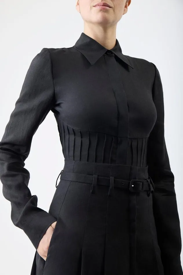 Women Tops Gabriela Hearst Duff Top In Black Aloe Linen