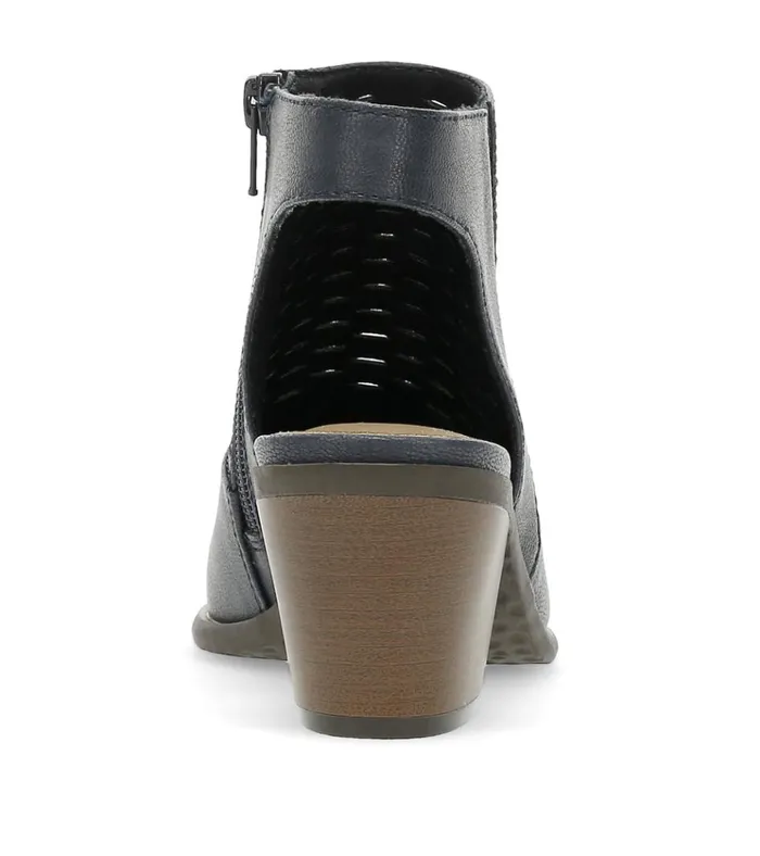 Women Yangley Block Heel Bootie Navy Baretraps Booties