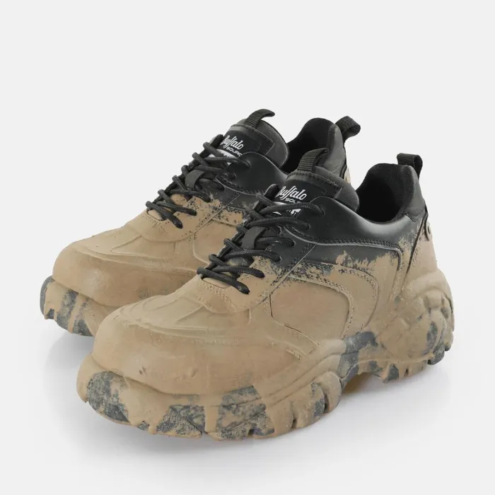 X Herrensauna Mudd Trakker Beige Buffalo Lace Up Shoes X Herrensauna Mudd Trakker Beige Buffalo Lace Up Shoes