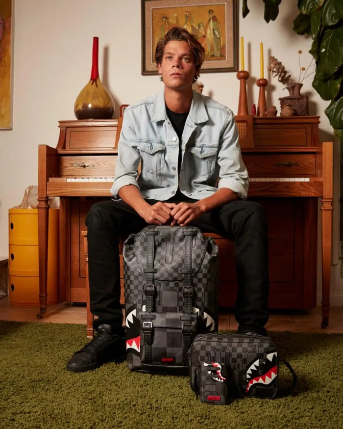 XTC GREY SHARKS IN PARIS HILLS BACKPACK Bags SPRAYGROUND